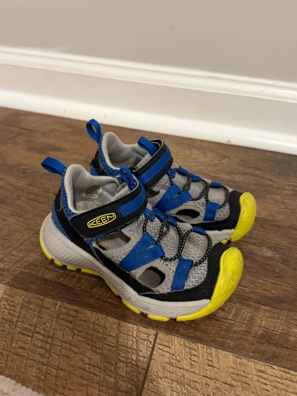 KEEN 8C Kids' Outdoor Sandals